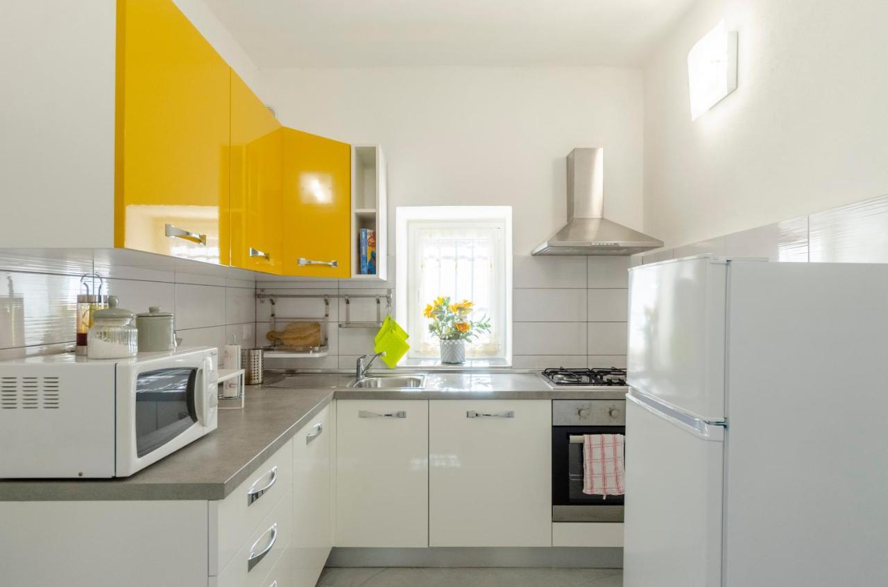 Alla Casa Rosa, Peaceful Apartment Surrounded By Greenery With Free Parking, Wifi & Air Conditioning Rapallo Exteriör bild