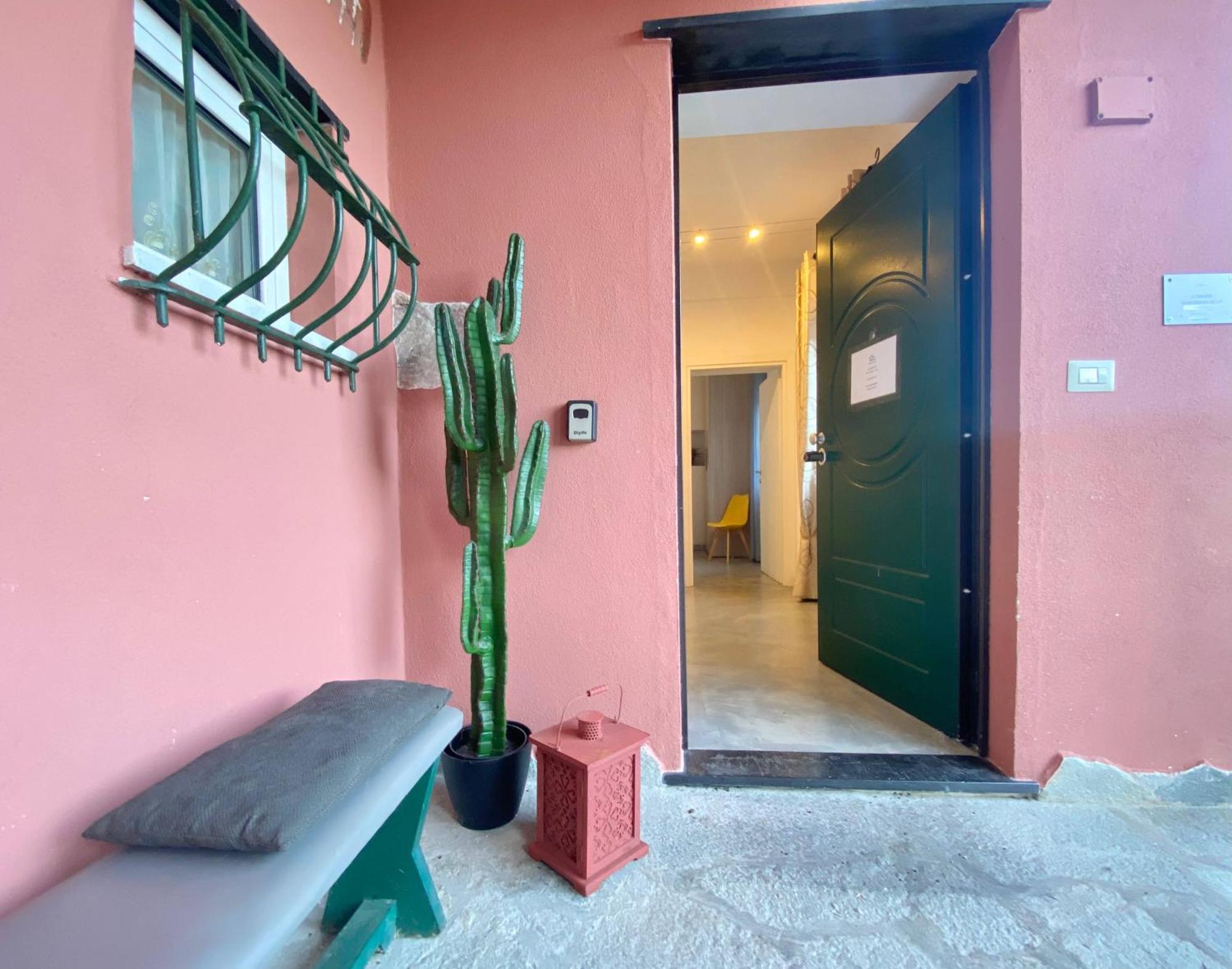 Alla Casa Rosa, Peaceful Apartment Surrounded By Greenery With Free Parking, Wifi & Air Conditioning Rapallo Exteriör bild